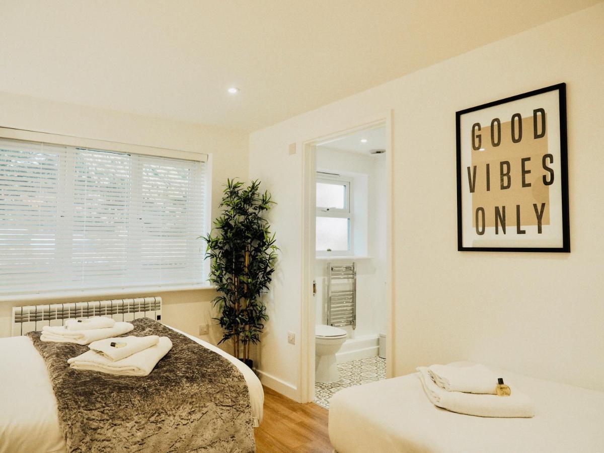 Apartament Private Parking Stylish Great Location Guildford Zewnętrze zdjęcie