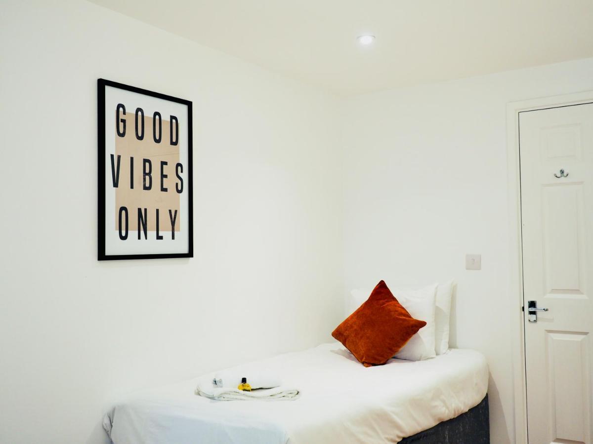Apartament Private Parking Stylish Great Location Guildford Zewnętrze zdjęcie